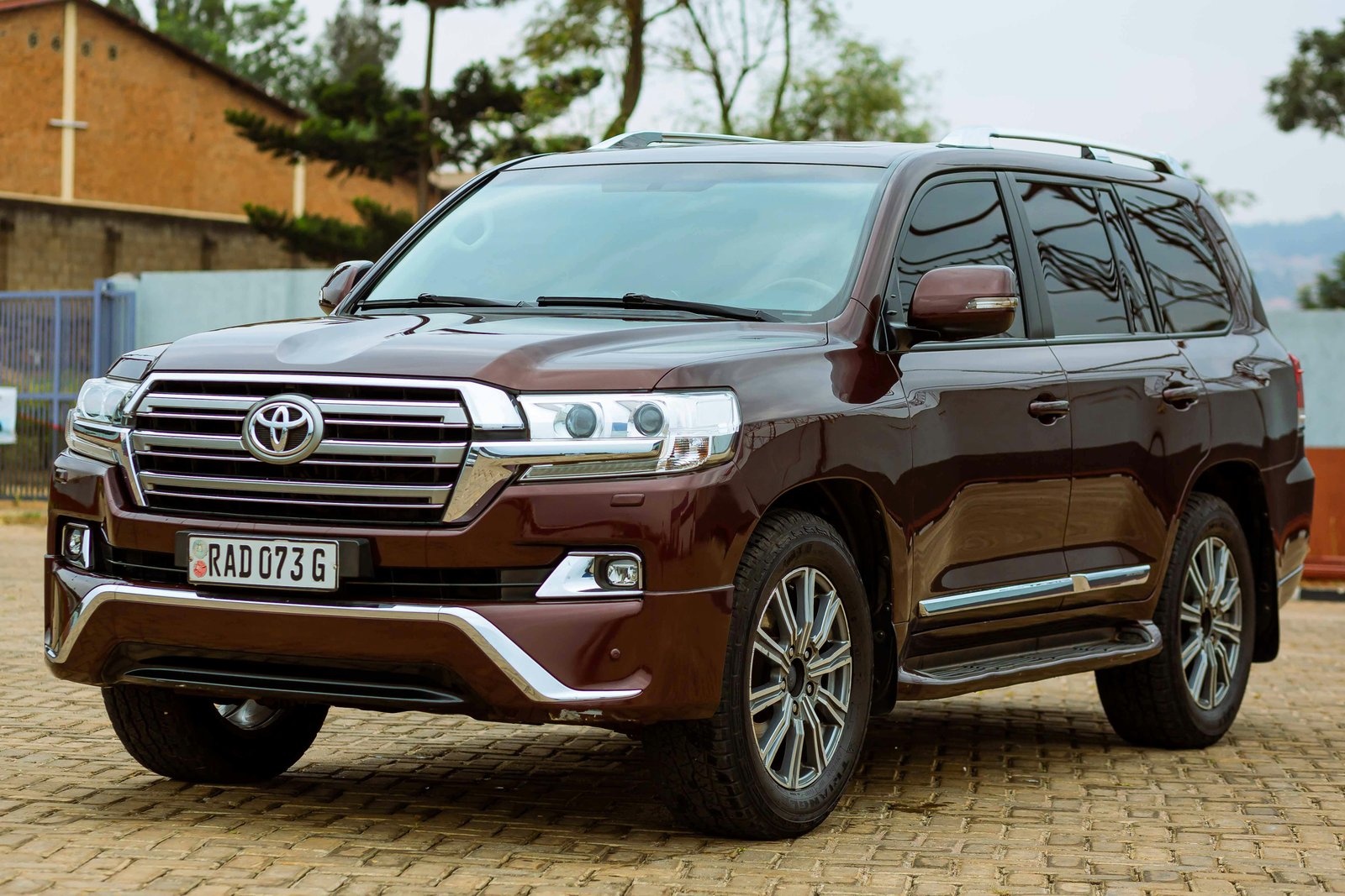 Toyota Land Cruiser photo 4
